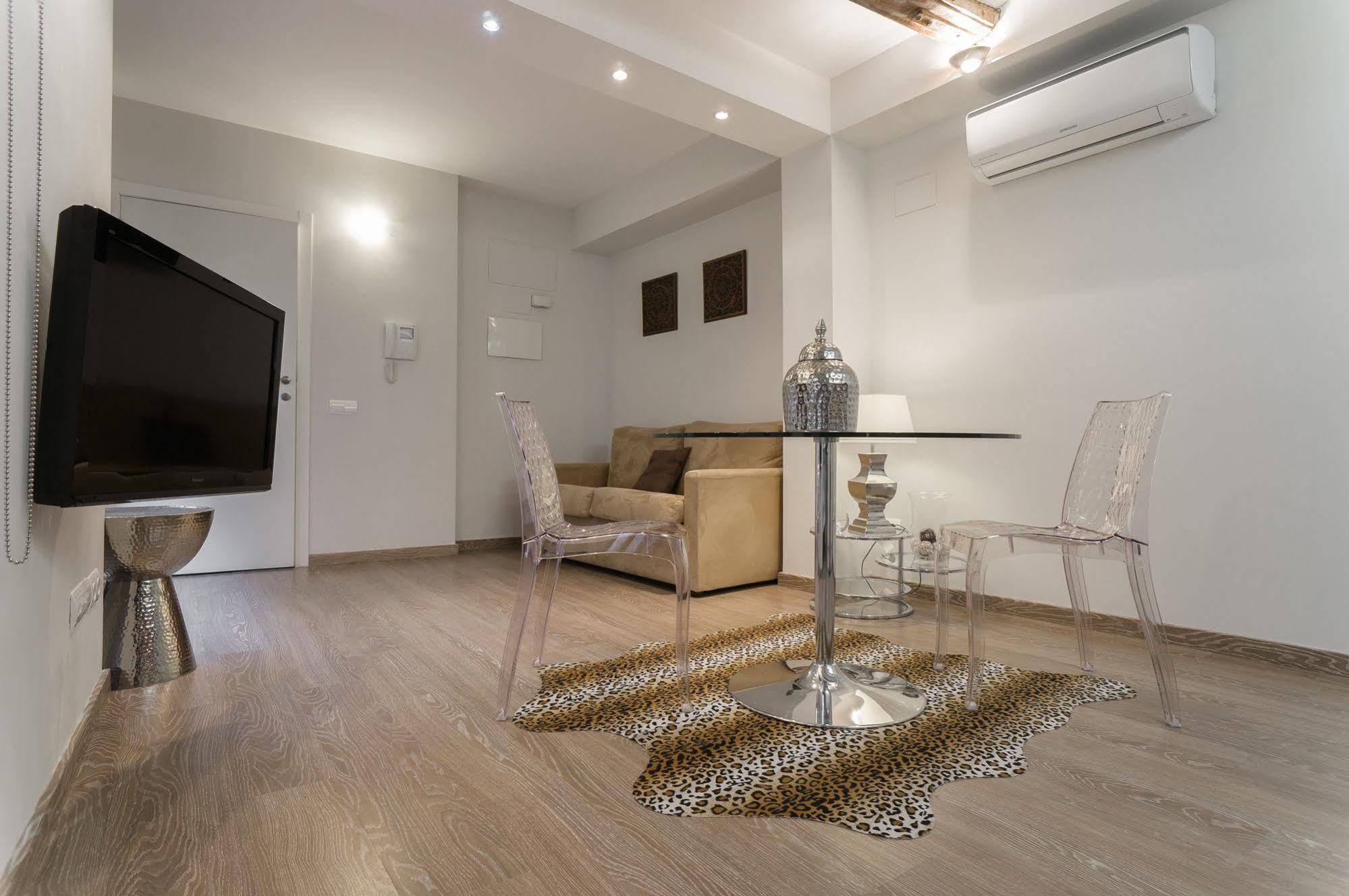 Kirei Apartment Sombrereria Walencja Zewnętrze zdjęcie